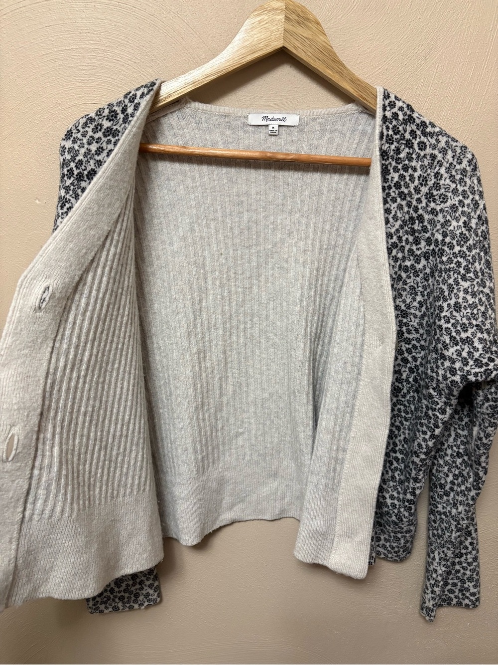 Madewell Vintage Ditsy Cameron Ribbed Cardigan Sweater in Coziest Yarn Medium - Picture 9 of 12